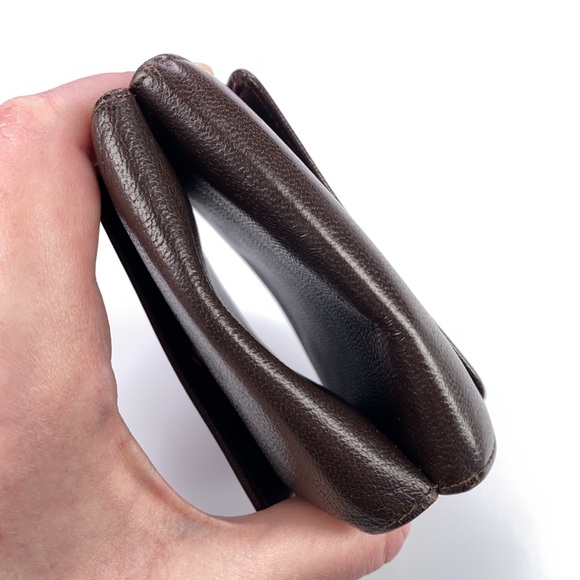 Authentic Chanel Passthrough Wallet - Picture 15 of 16